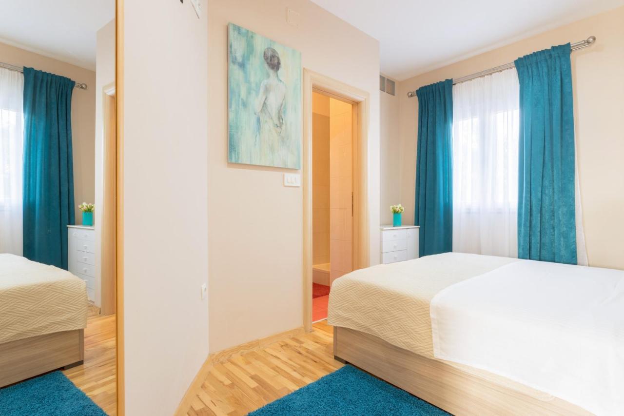 Turta Apartment 扎达尔 外观 照片
